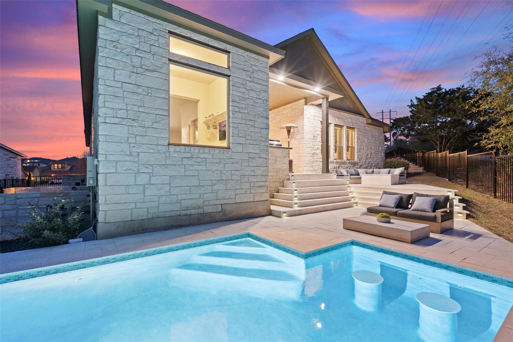 216 Vista Village CV