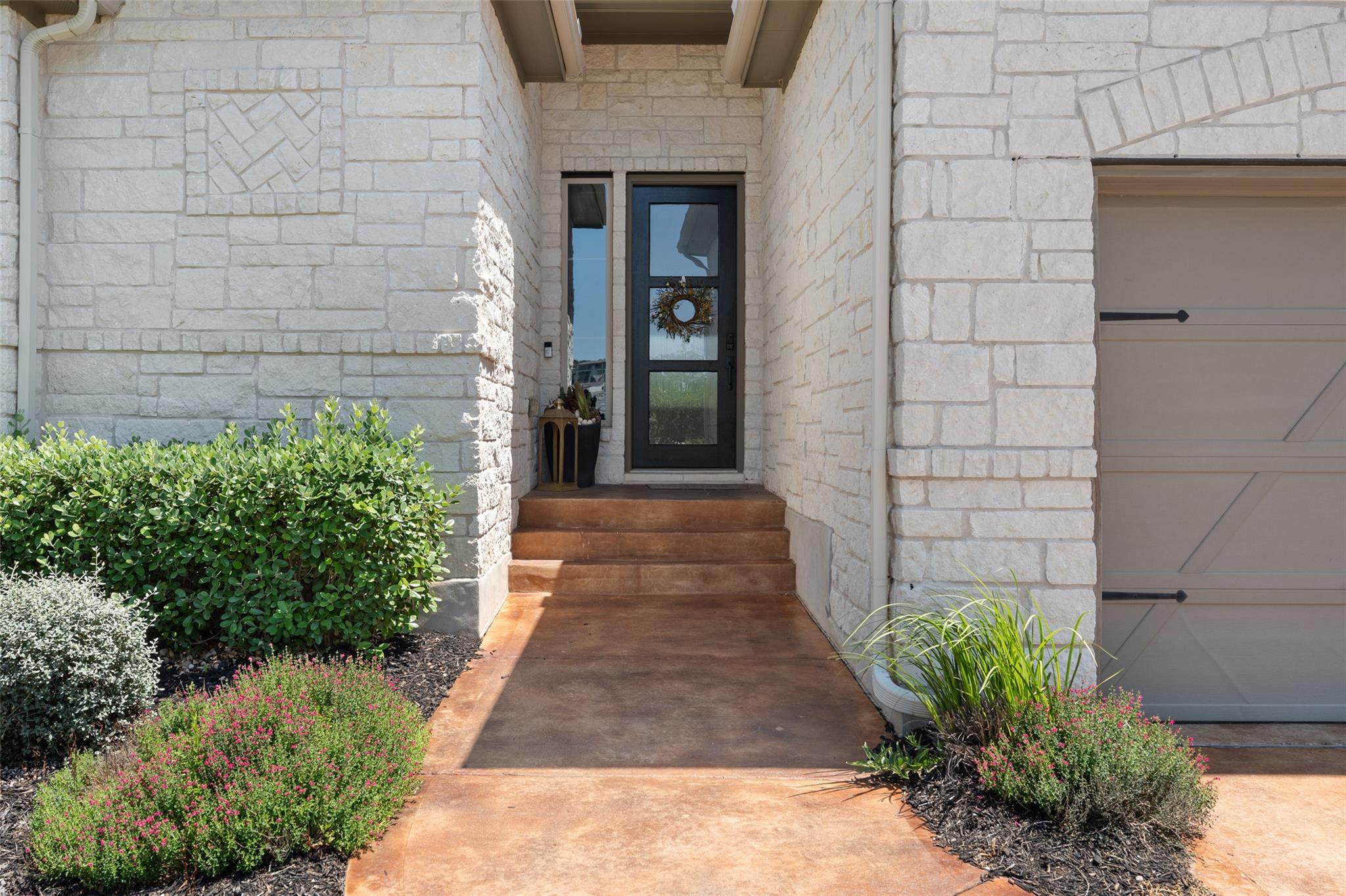 216 Vista Village CV