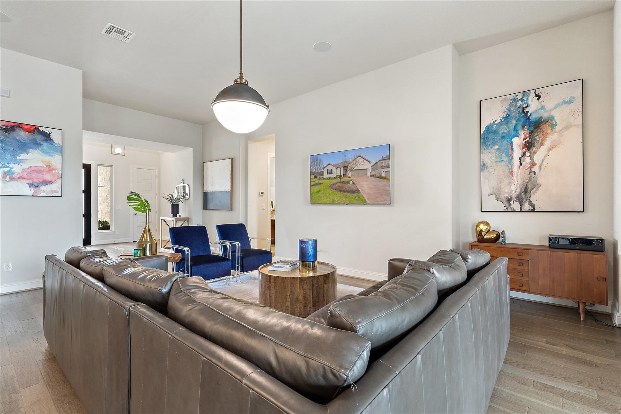 216 Vista Village CV
