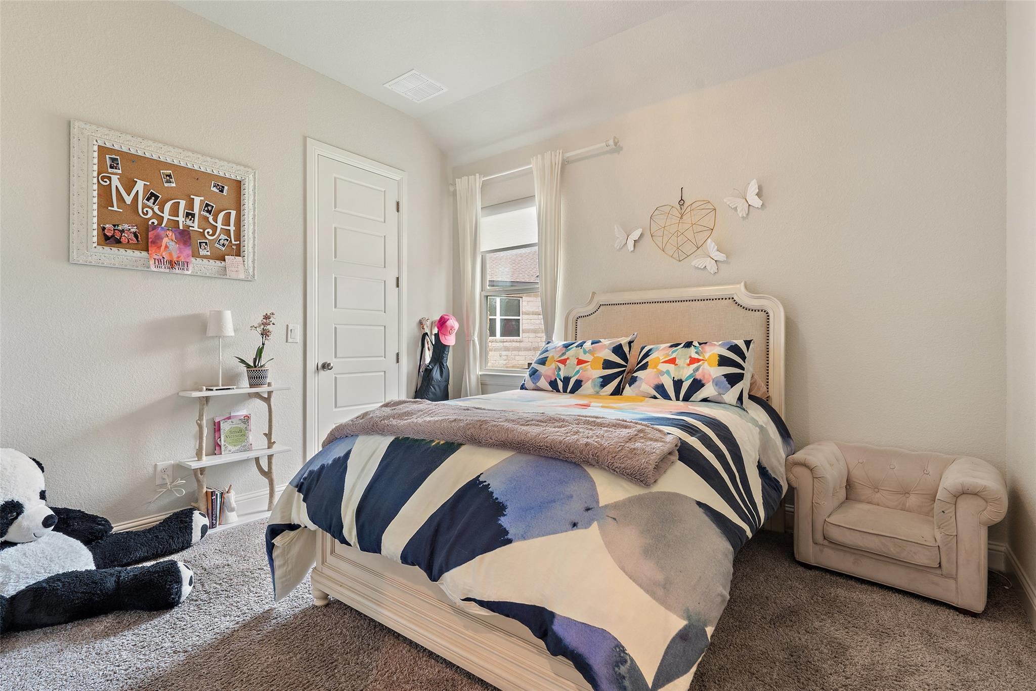 216 Vista Village CV