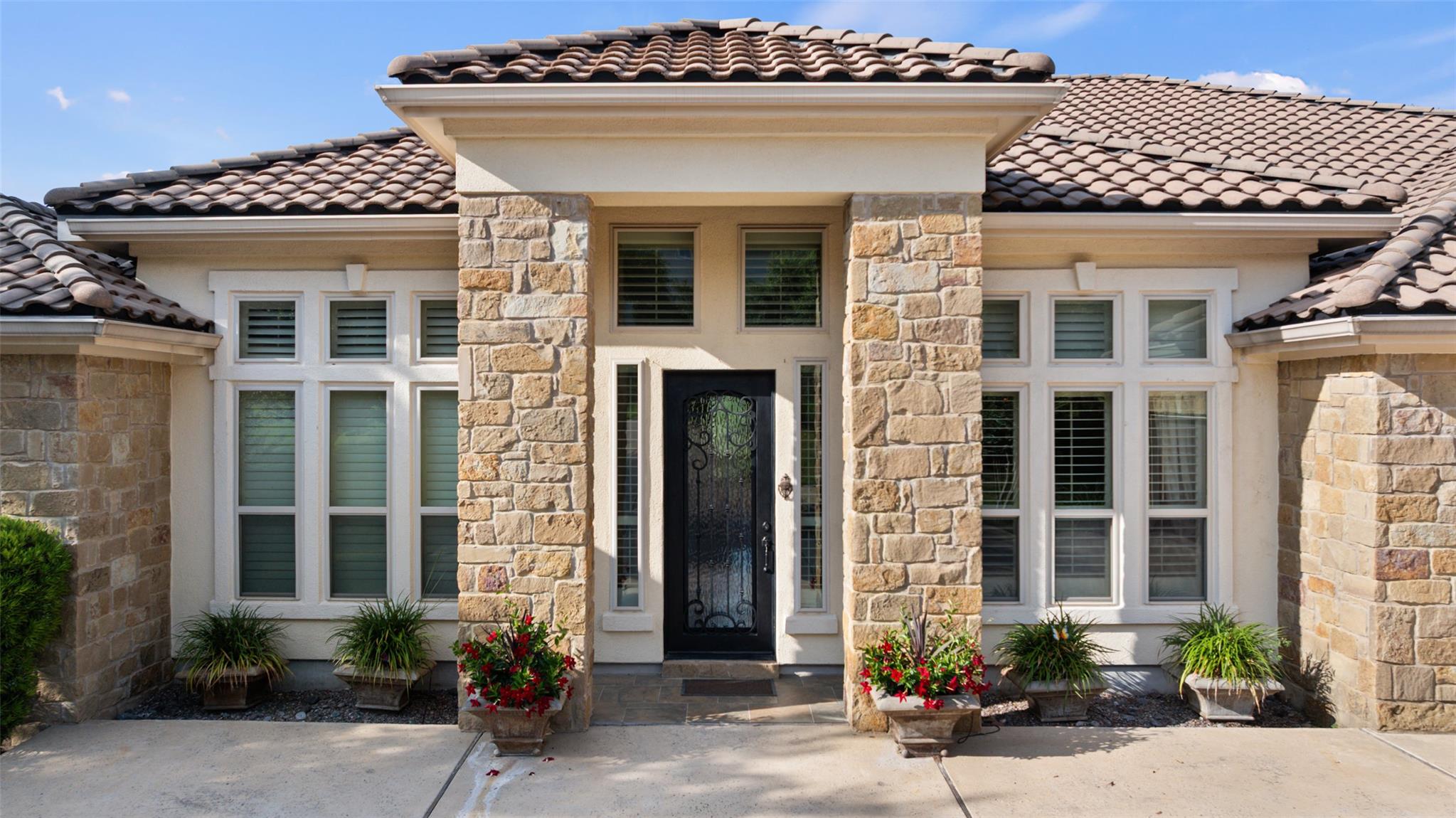 407 Bella Montagna CIR