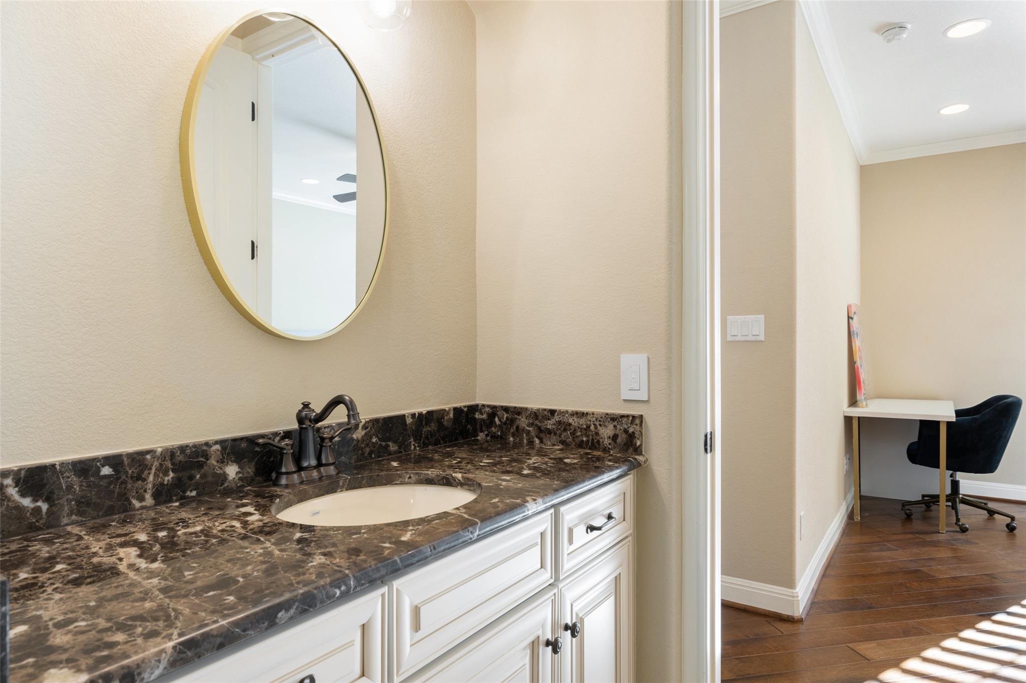 407 Bella Montagna CIR