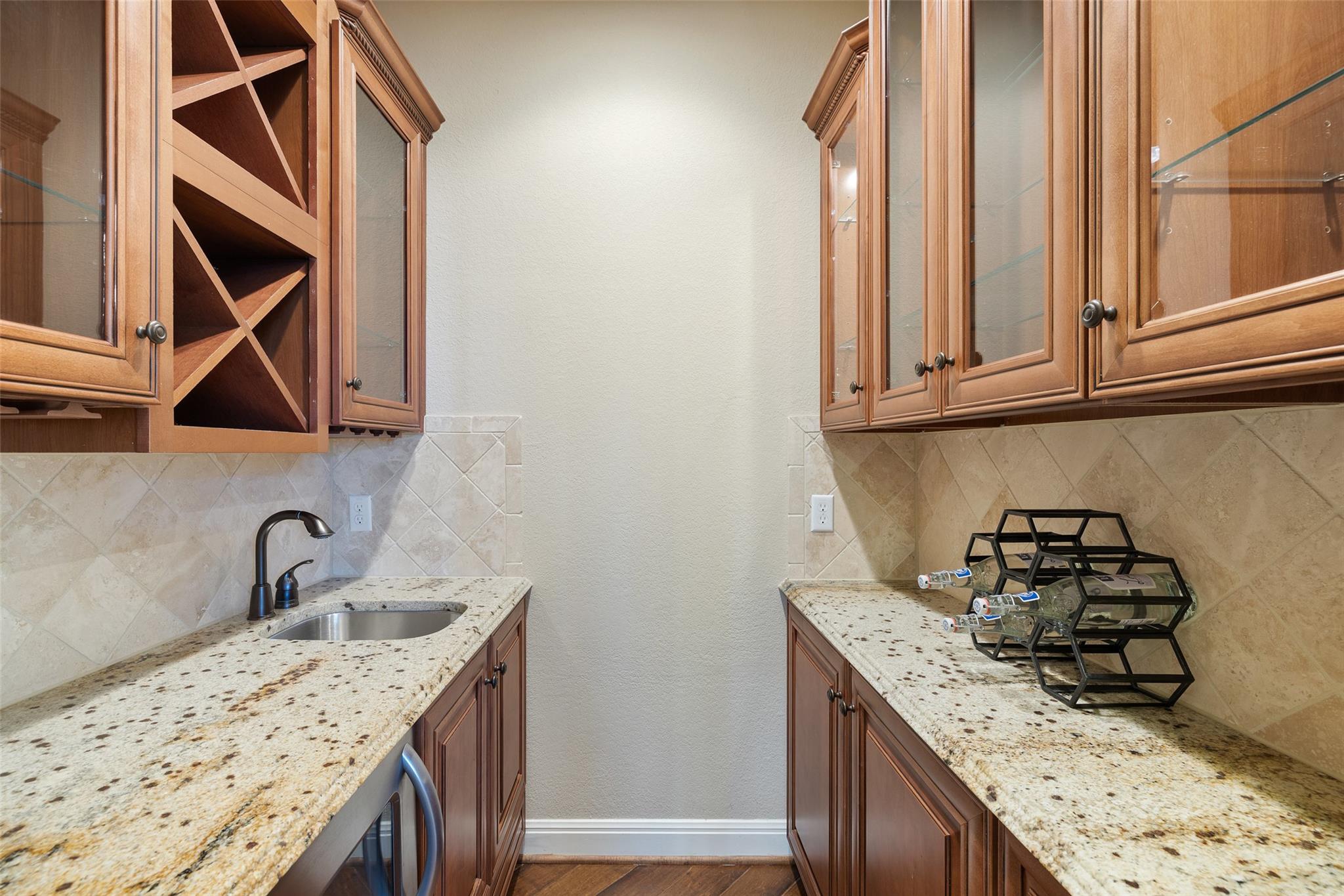 407 Bella Montagna CIR