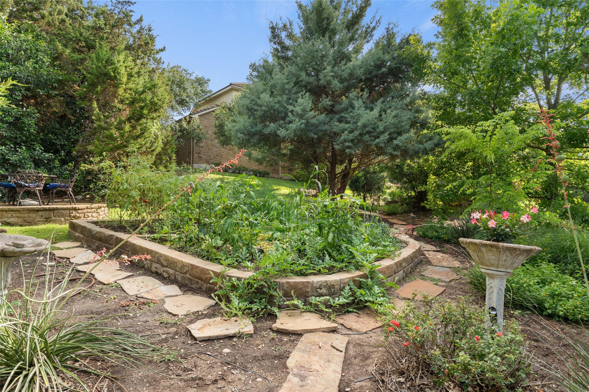 407 Bella Montagna CIR