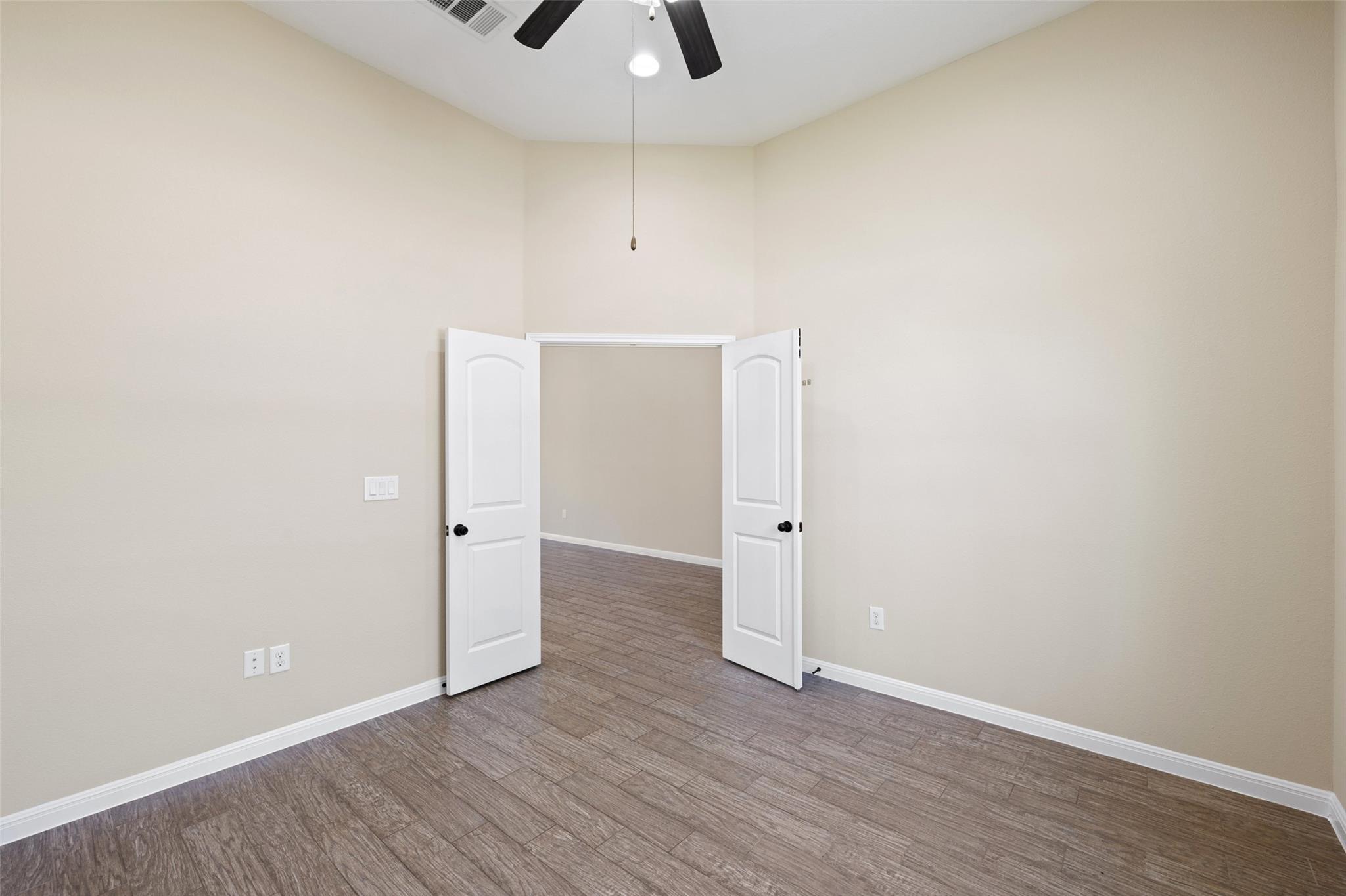 11512 Reading WAY
