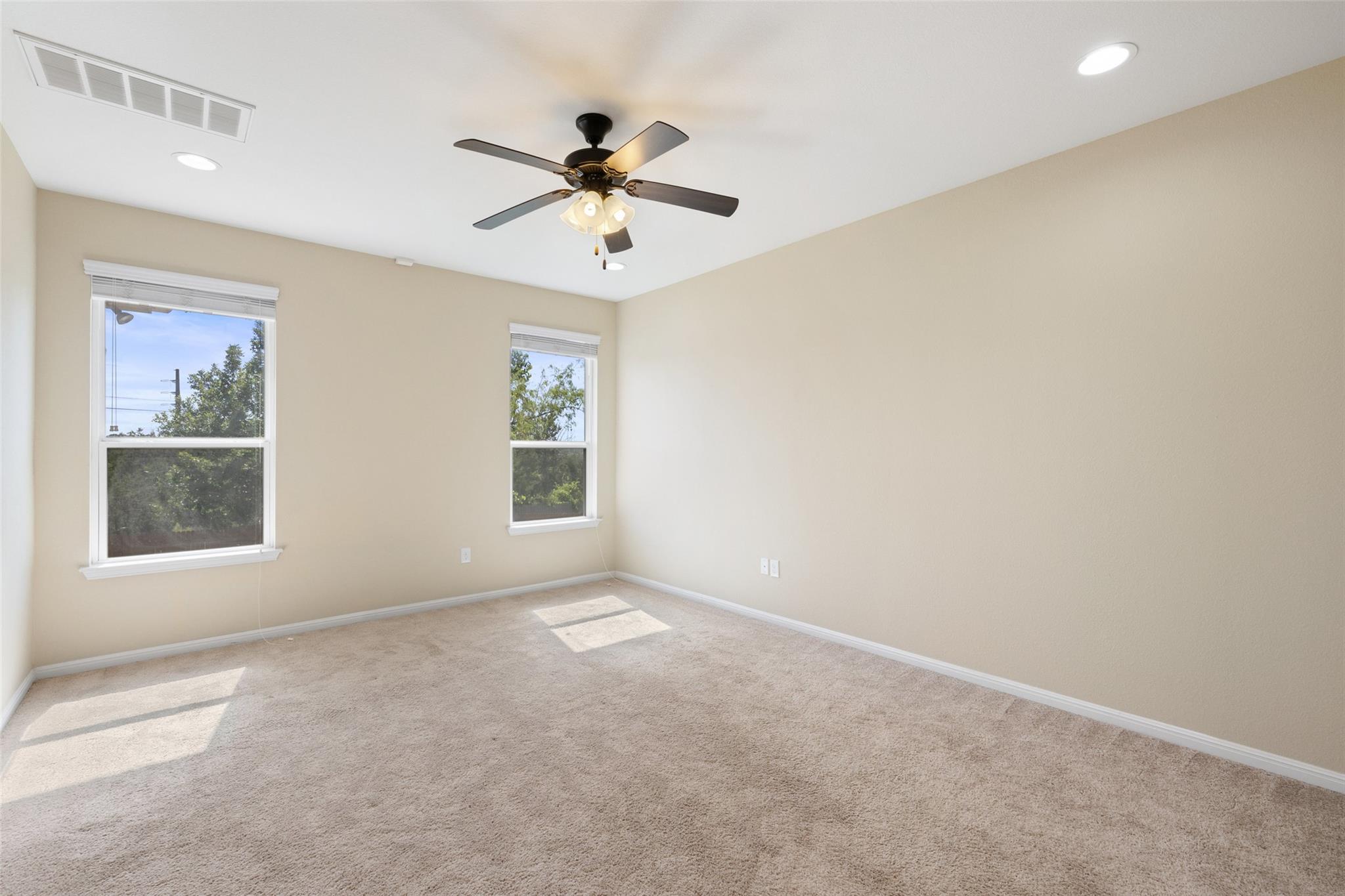 11512 Reading WAY