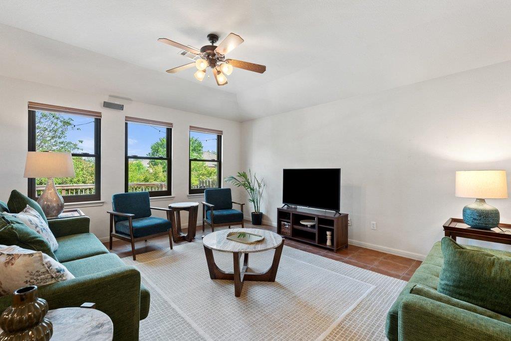 11508 Gossamer DR