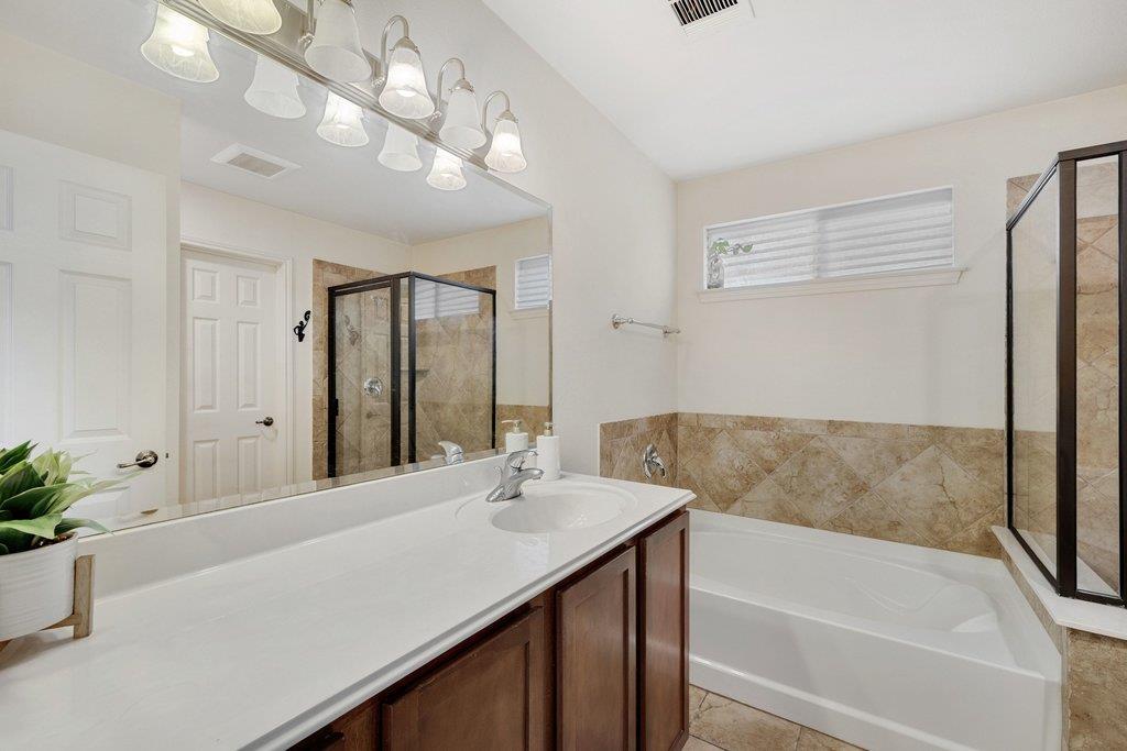 11508 Gossamer DR