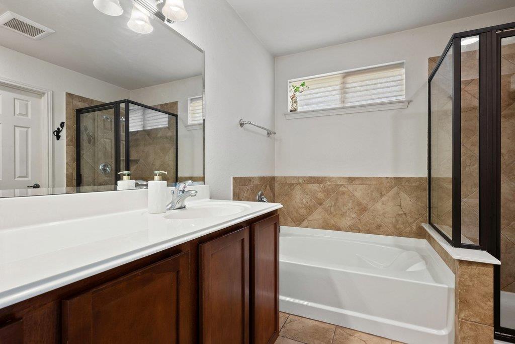 11508 Gossamer DR