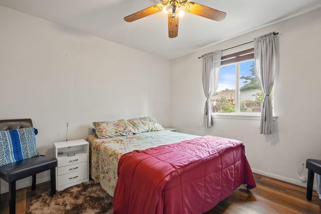 11508 Gossamer DR