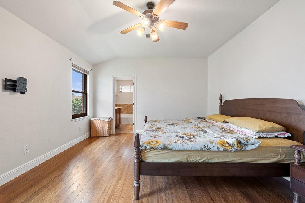 11508 Gossamer DR