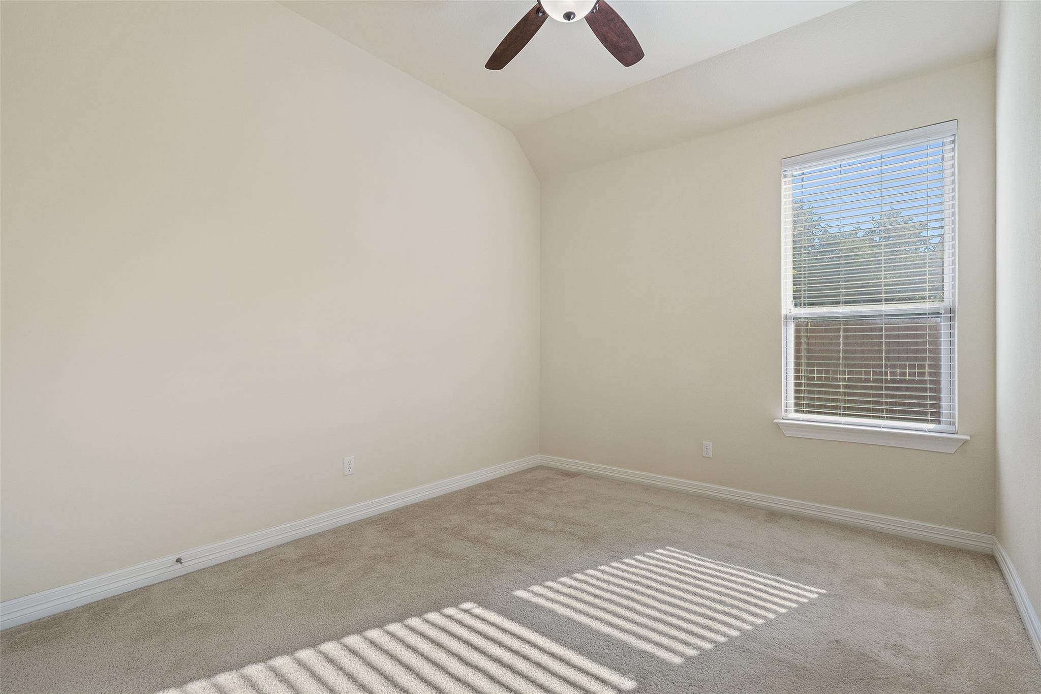 8704 Old Corral CV