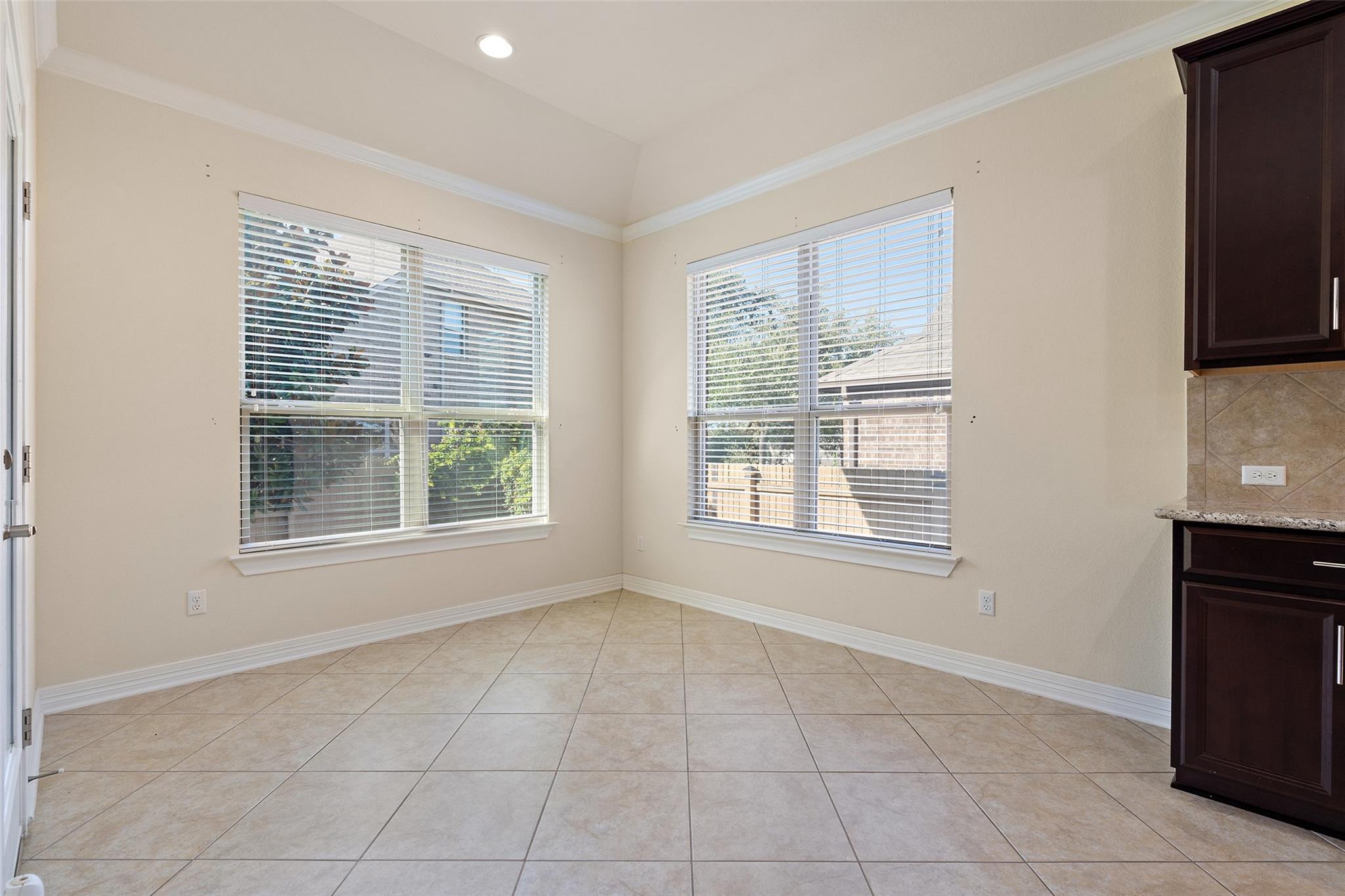 8704 Old Corral CV