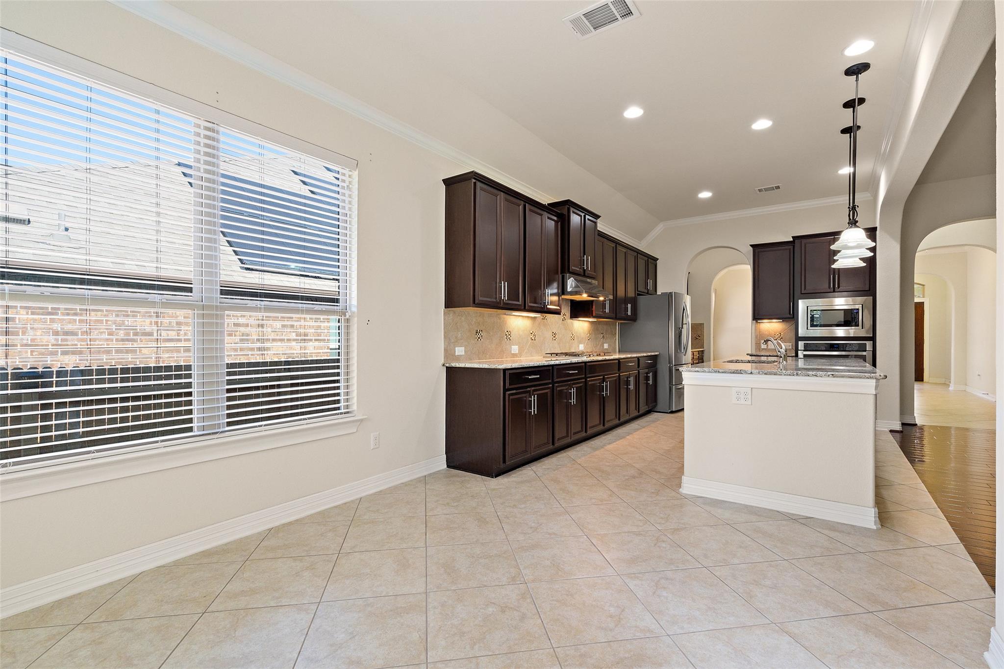 8704 Old Corral CV