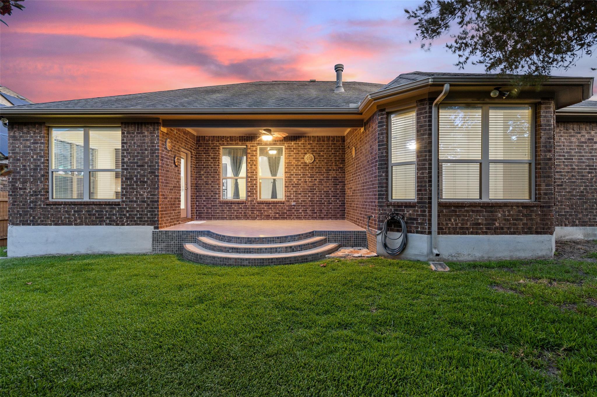 8704 Old Corral CV
