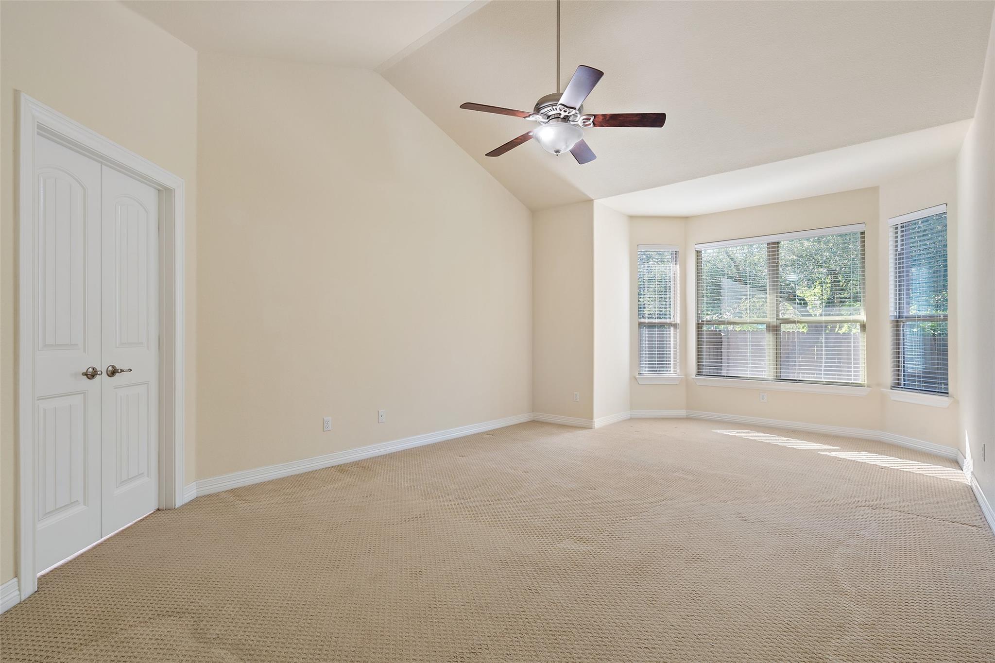 8704 Old Corral CV