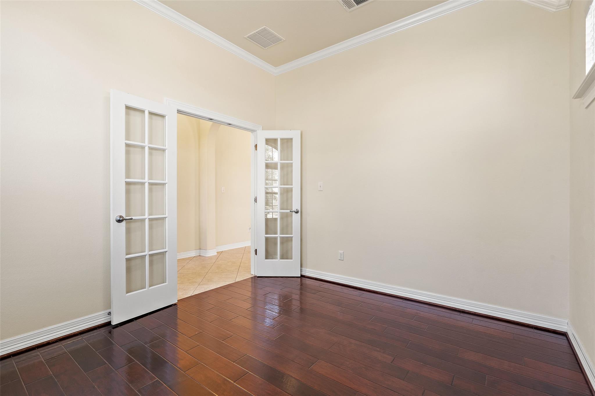 8704 Old Corral CV