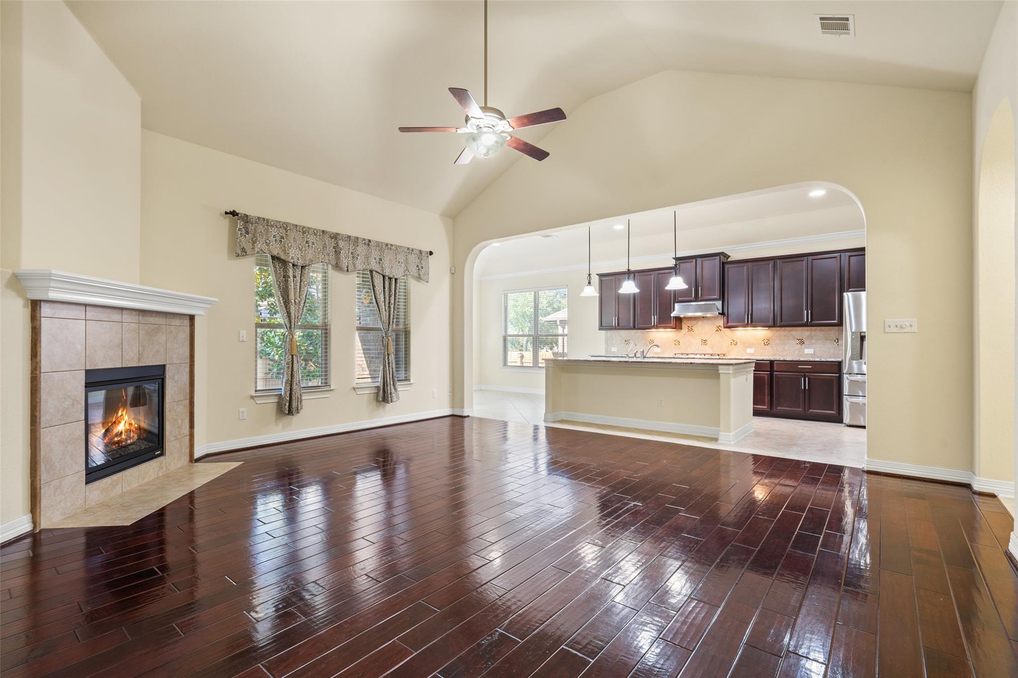 8704 Old Corral CV