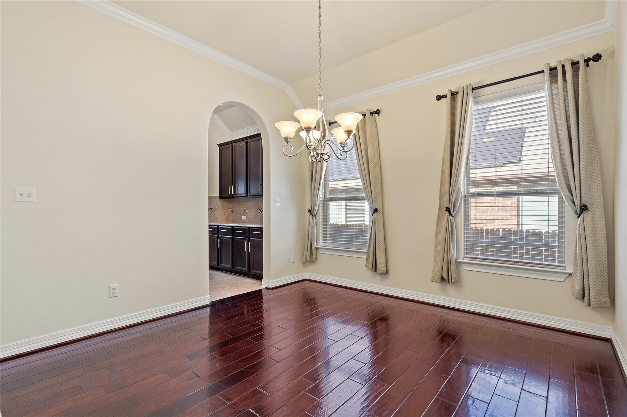 8704 Old Corral CV