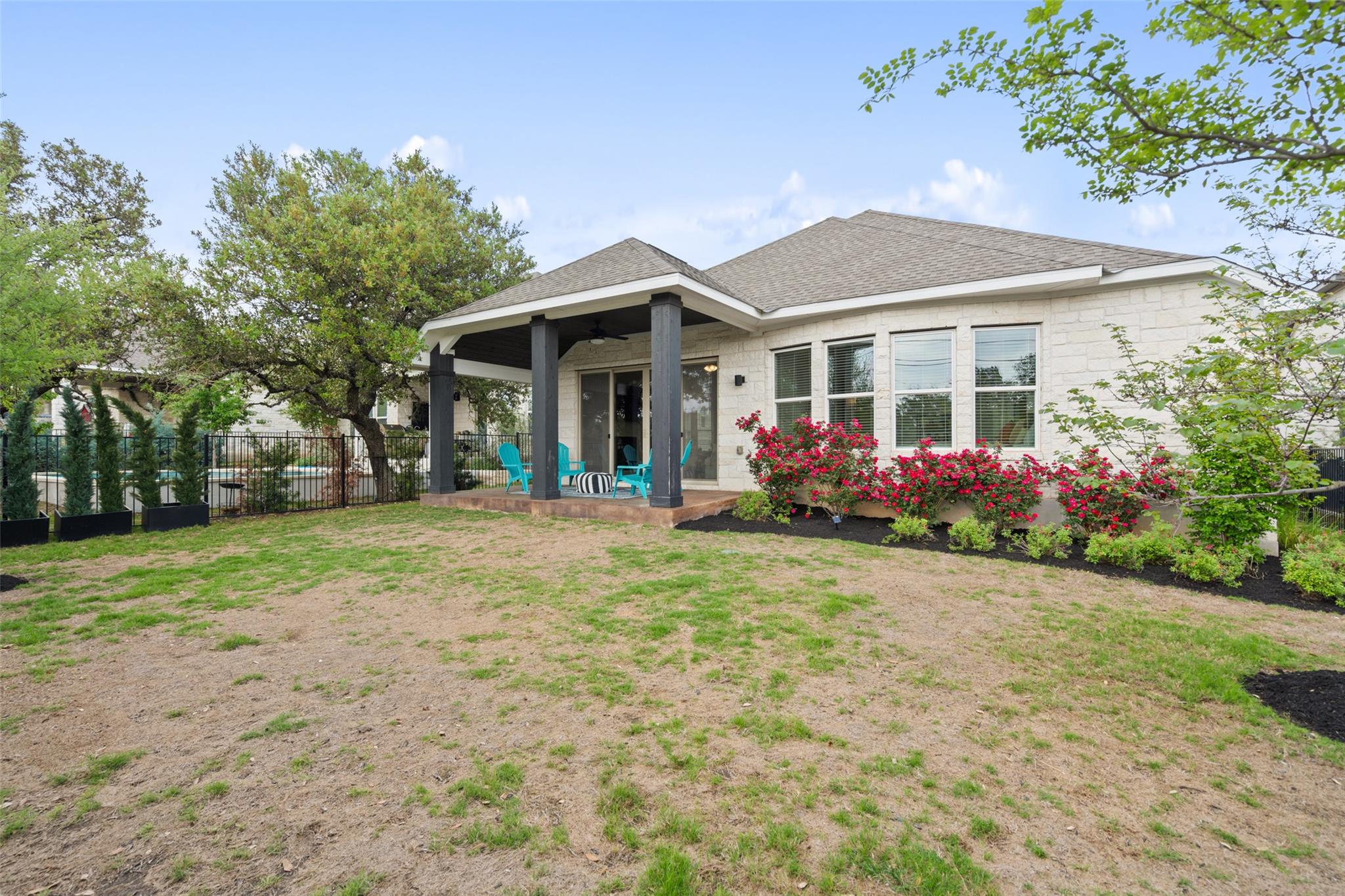 306 Gulfton ST
