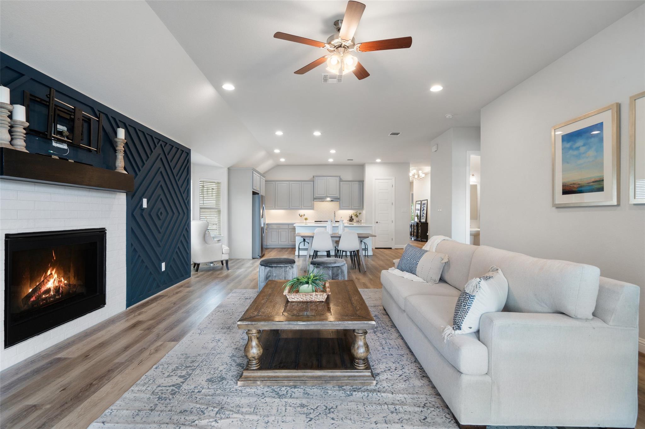 306 Gulfton ST