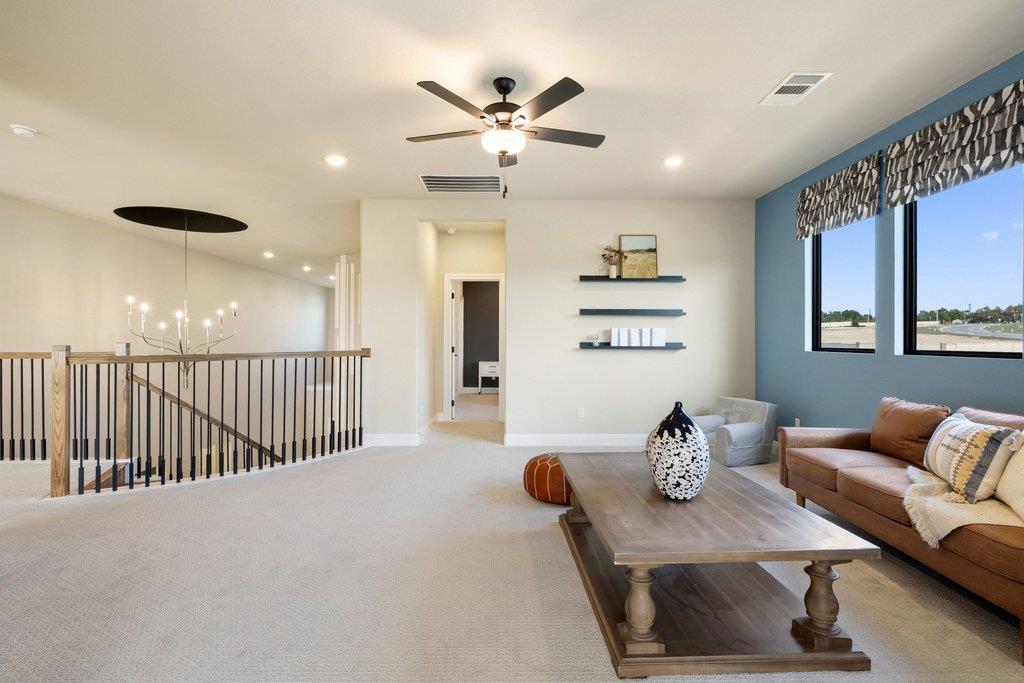 1300 Shelby LN