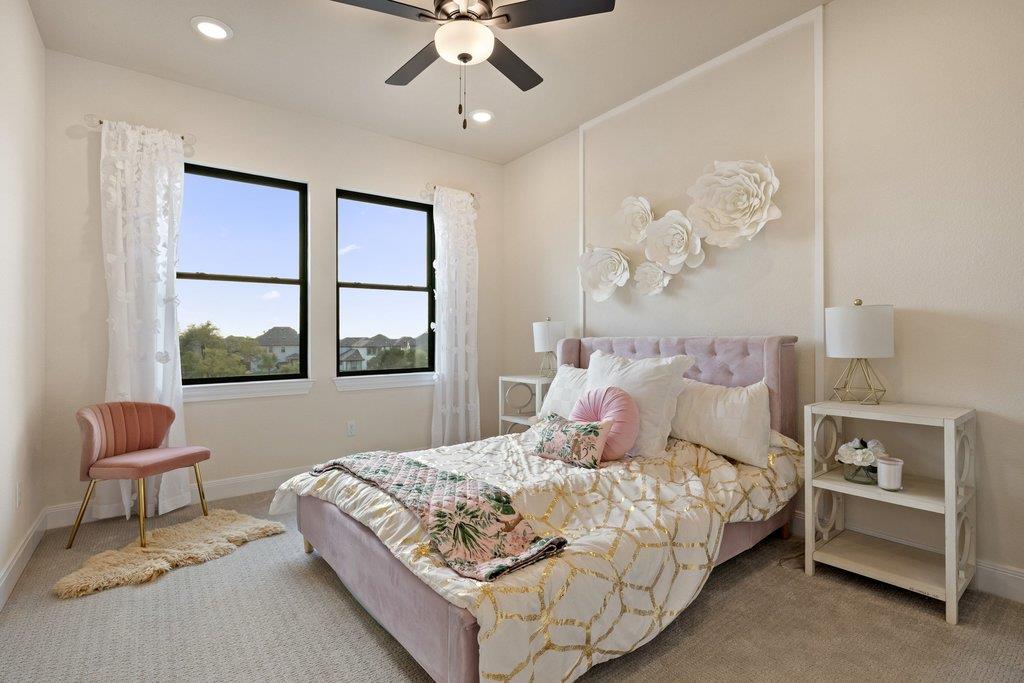 1300 Shelby LN