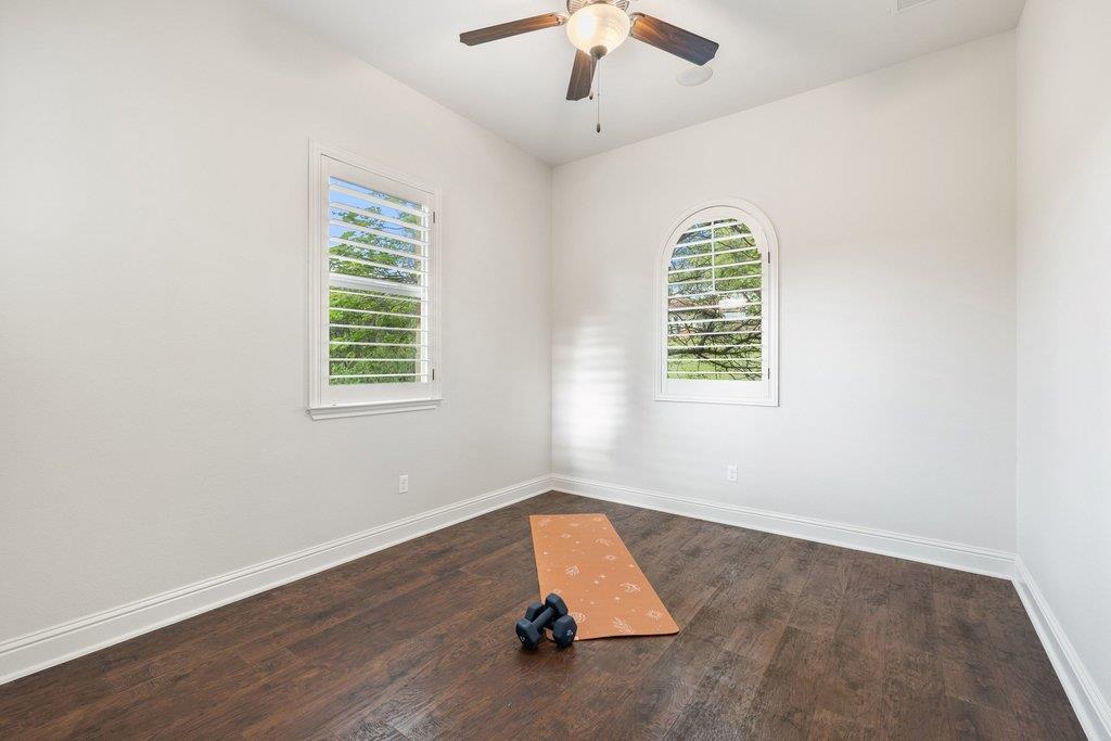 303 Bella Montagna CIR