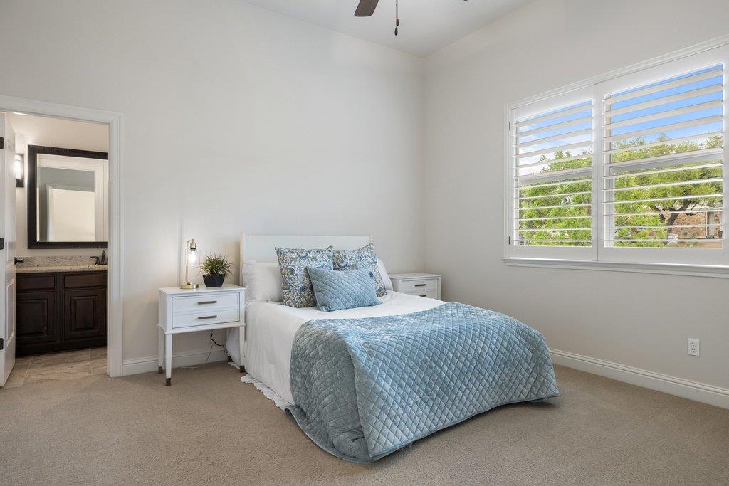 303 Bella Montagna CIR