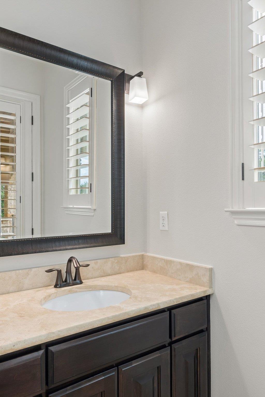 303 Bella Montagna CIR