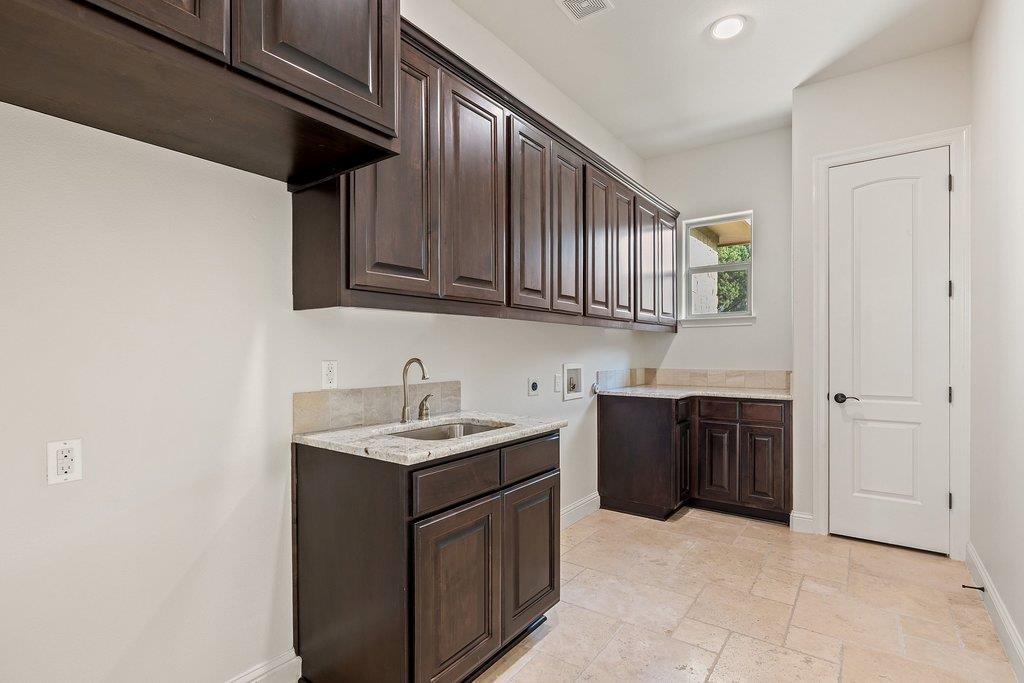 303 Bella Montagna CIR