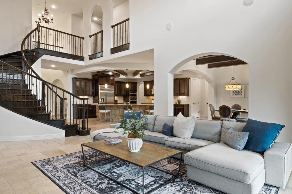 303 Bella Montagna CIR