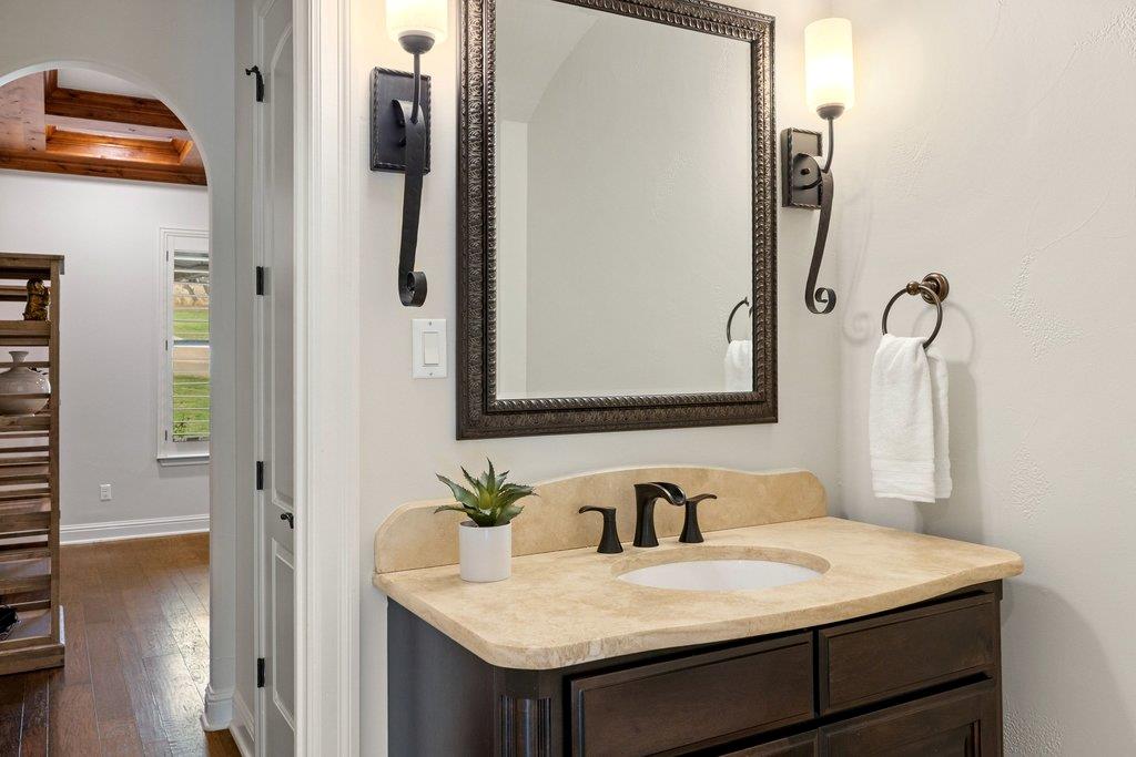 303 Bella Montagna CIR