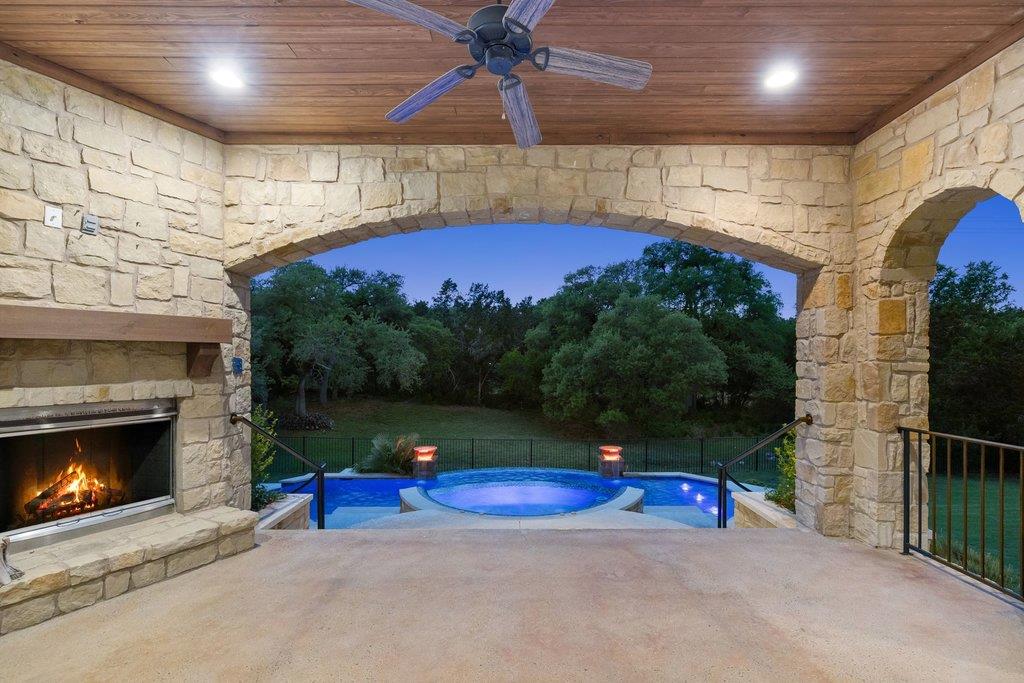 303 Bella Montagna CIR