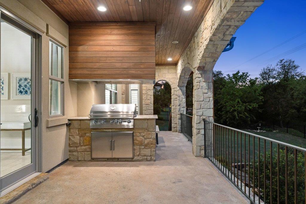 303 Bella Montagna CIR