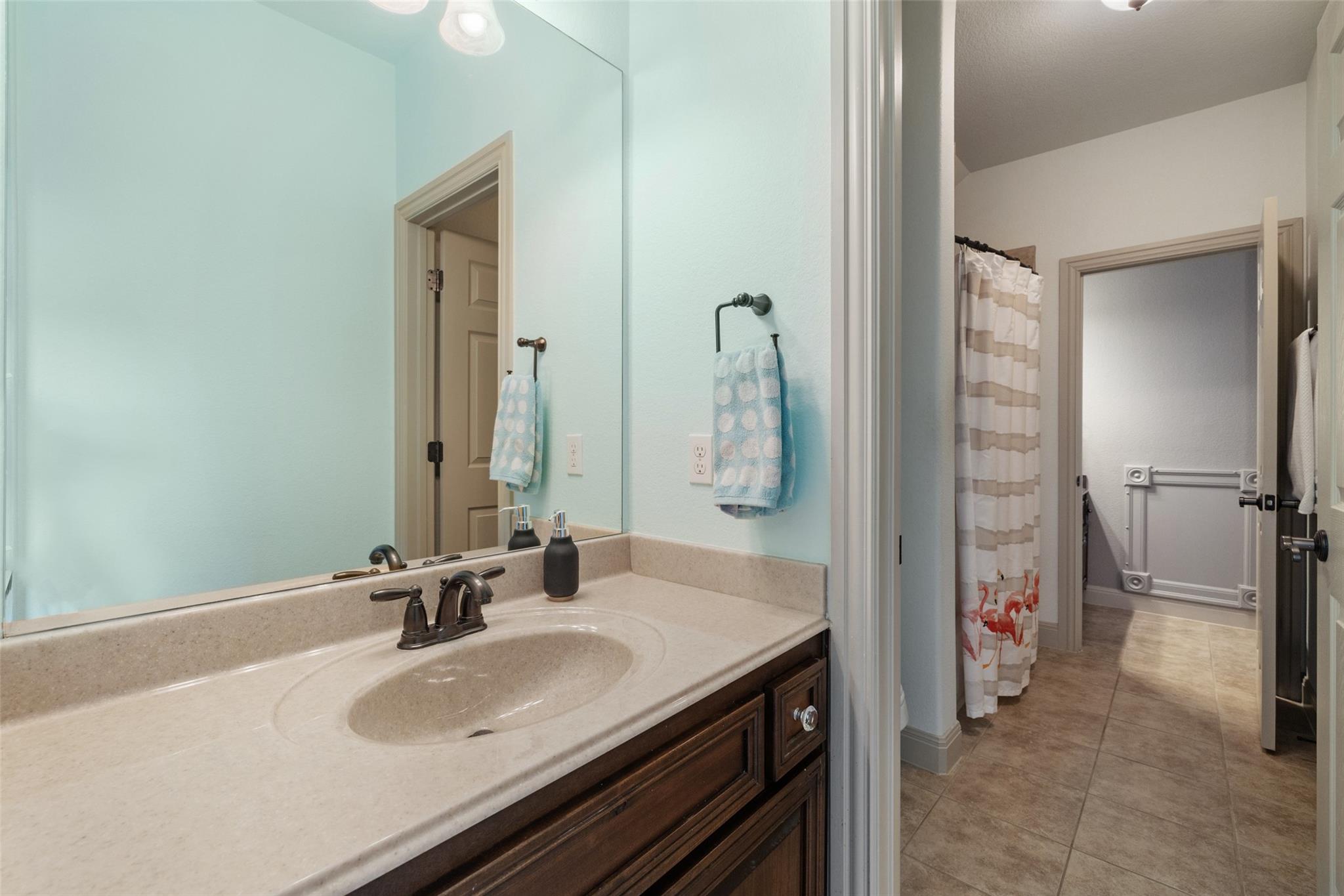 4105 Vail DV
