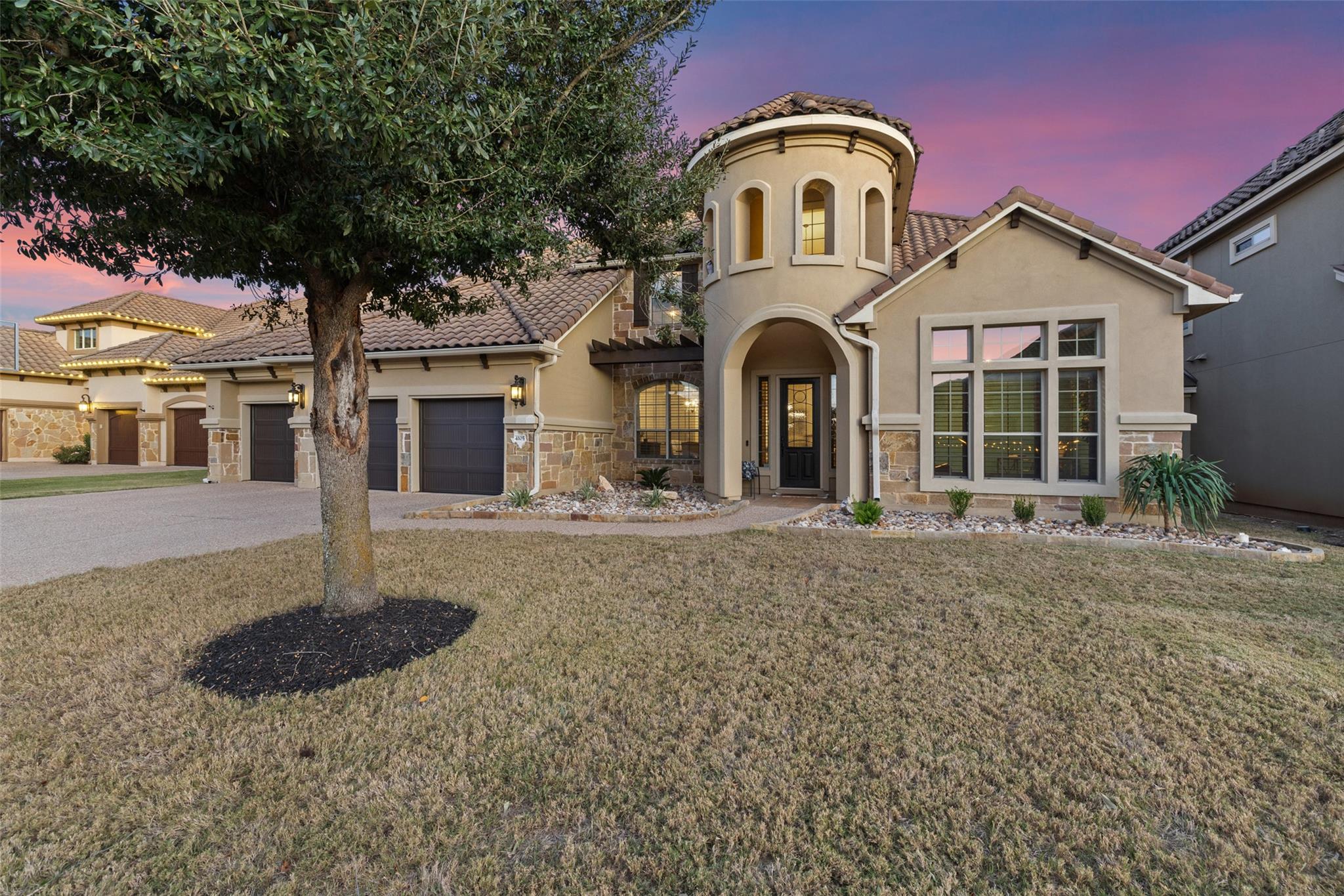 4105 Vail DV