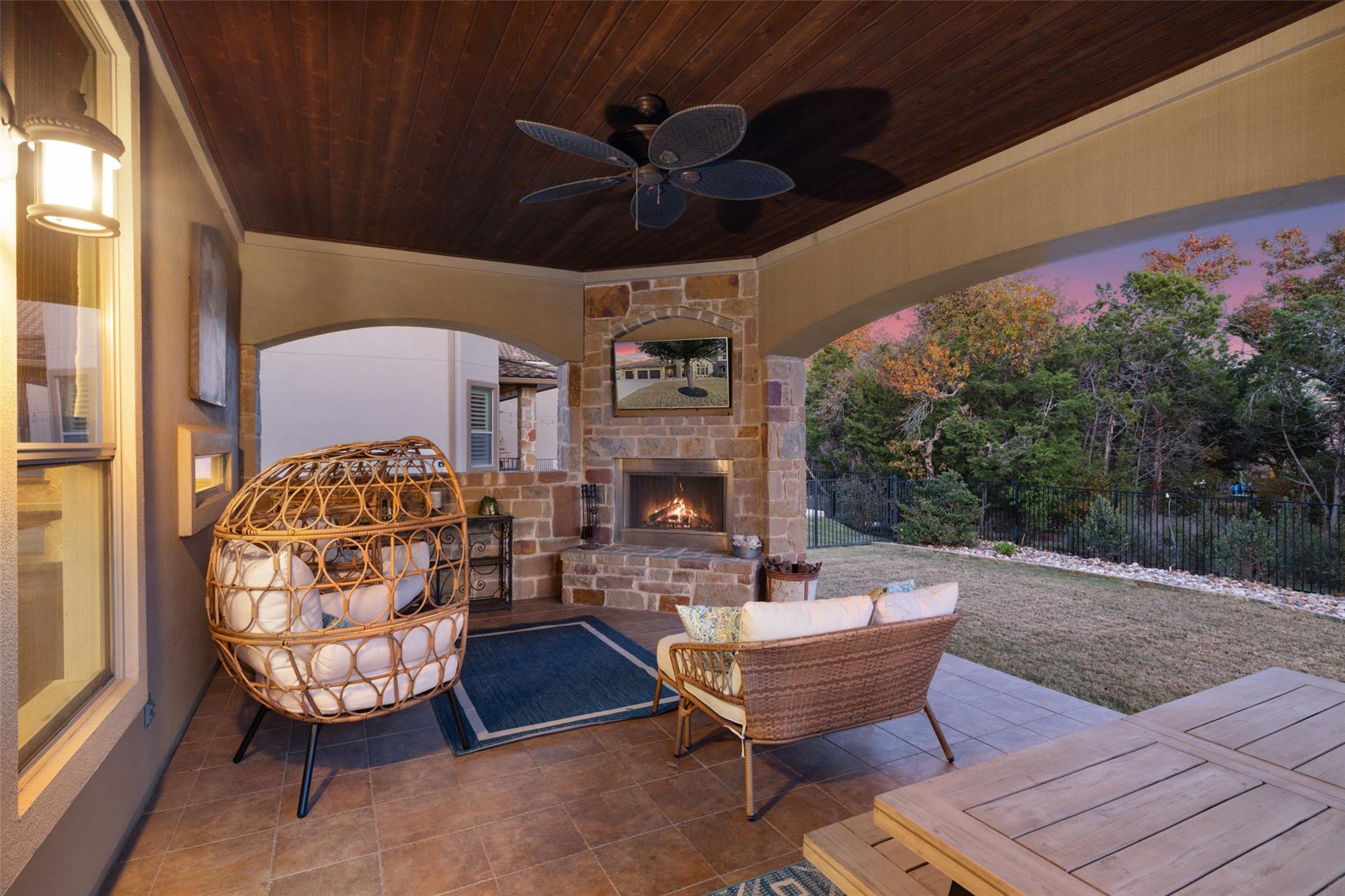 4105 Vail DV