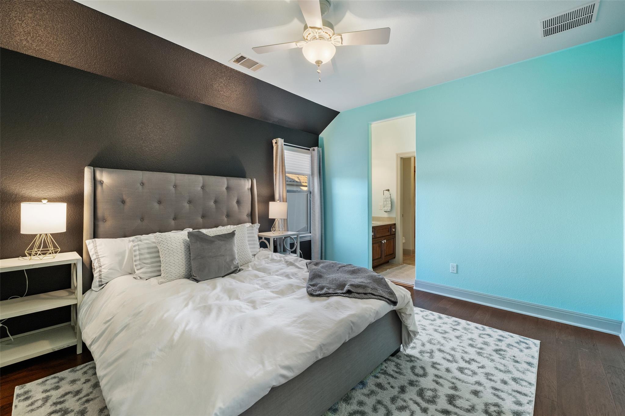 4105 Vail DV