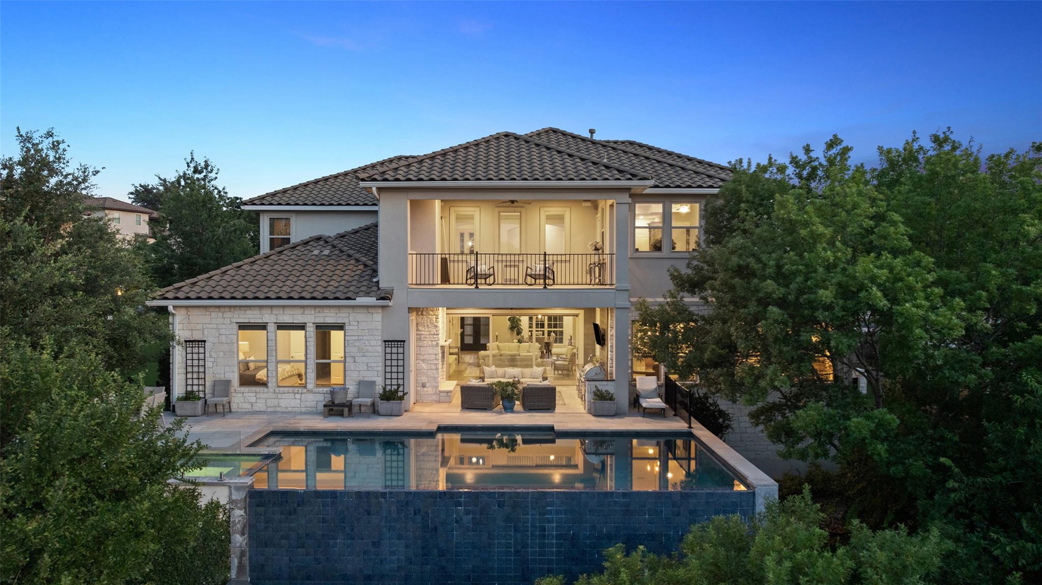 206 Barbuda DR