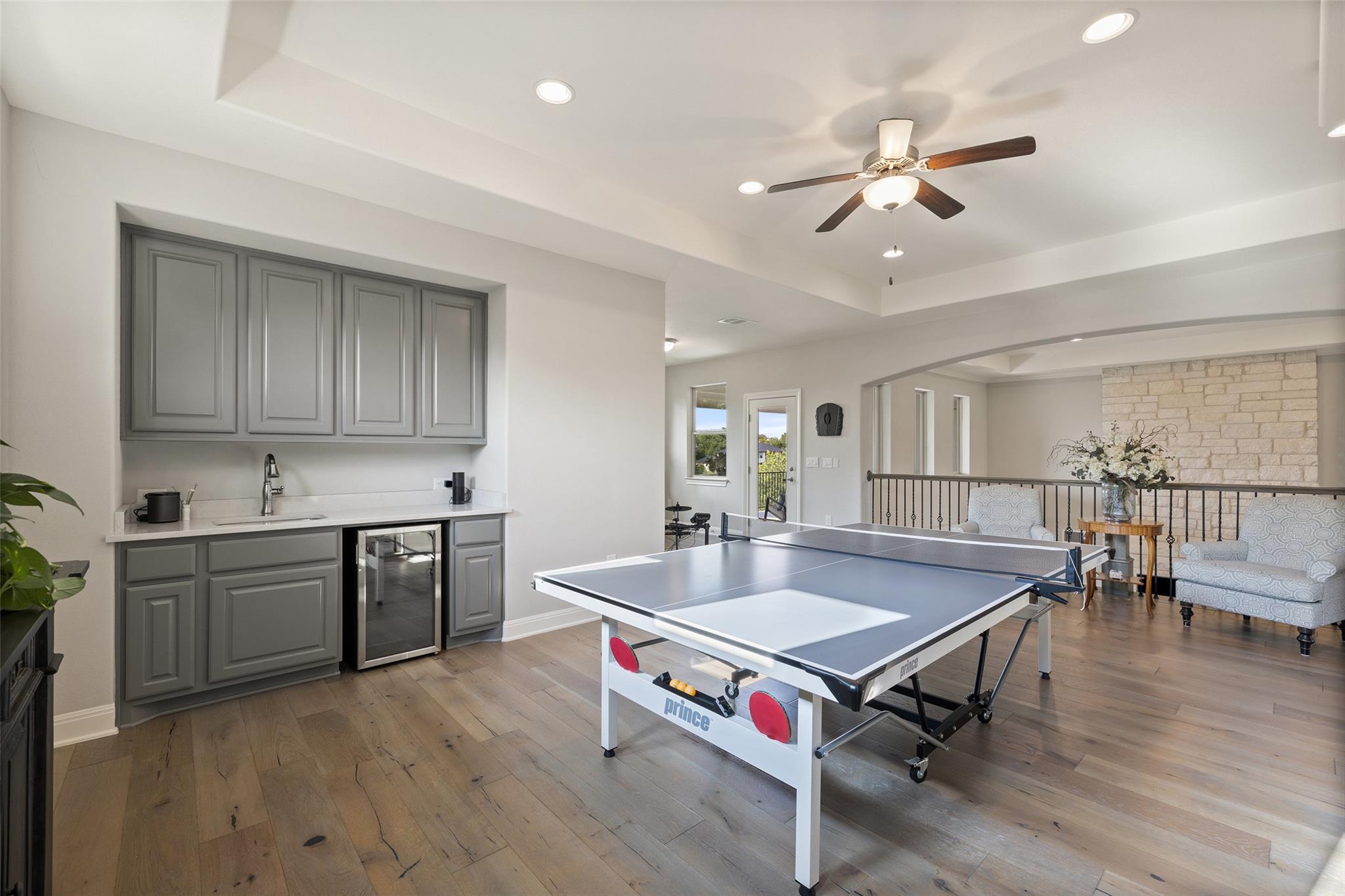 206 Barbuda DR