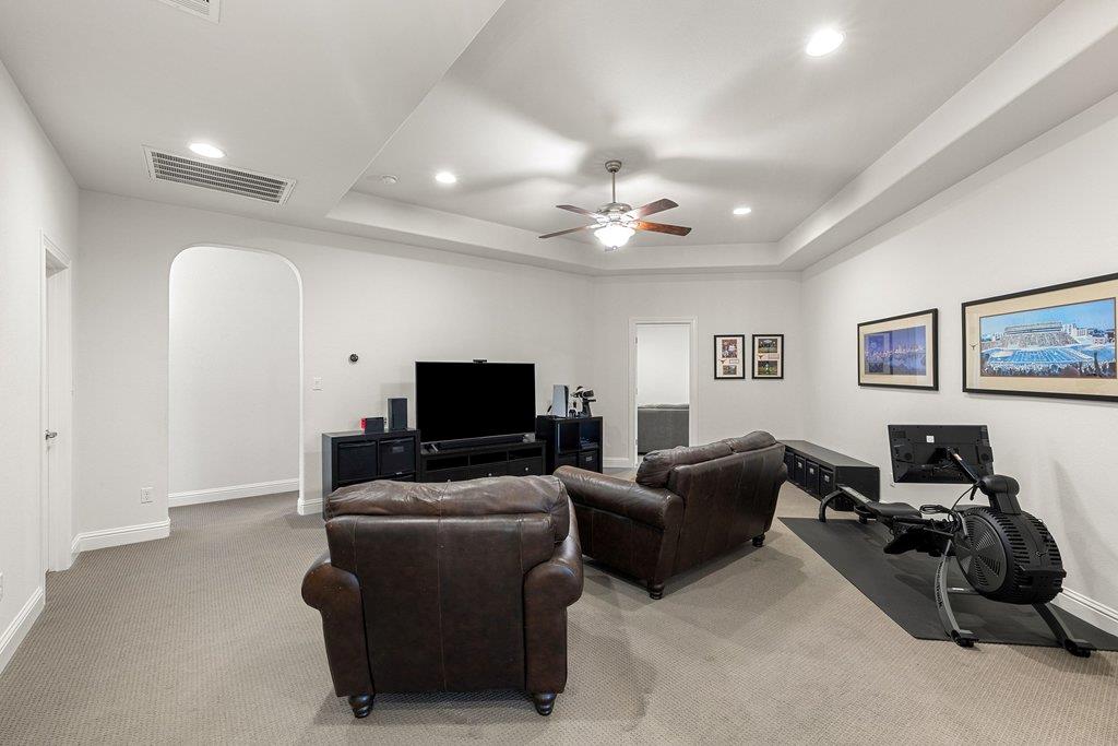 215 Lodestone LN