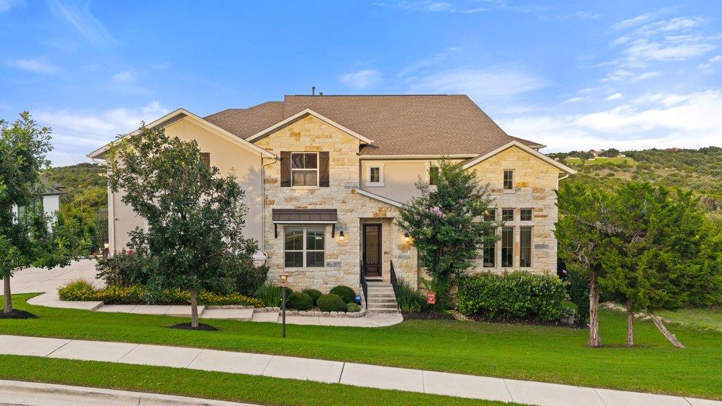 215 Lodestone LN