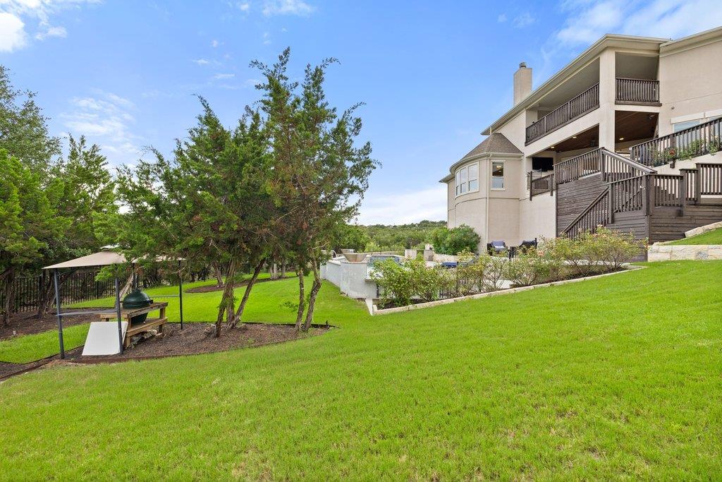 215 Lodestone LN