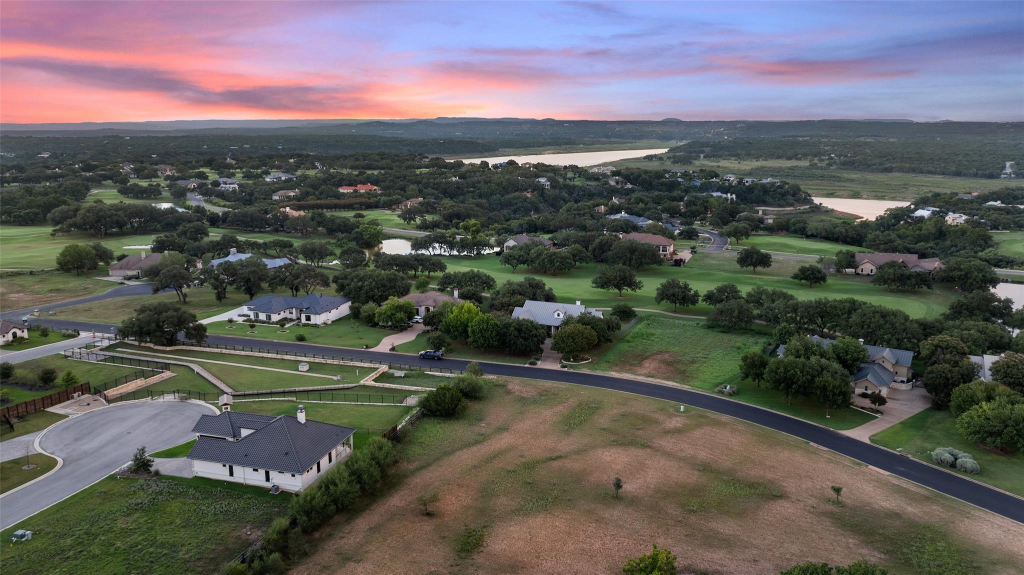 26605 Woodpecker TRL