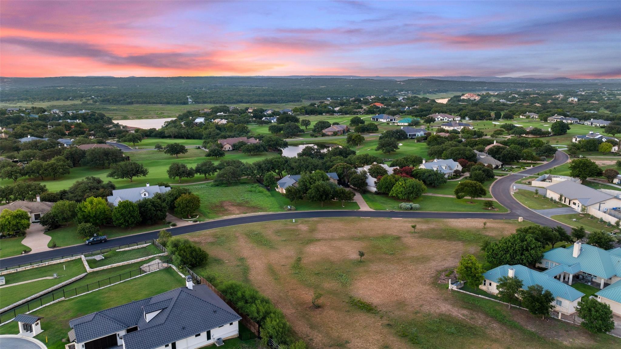 26605 Woodpecker TRL