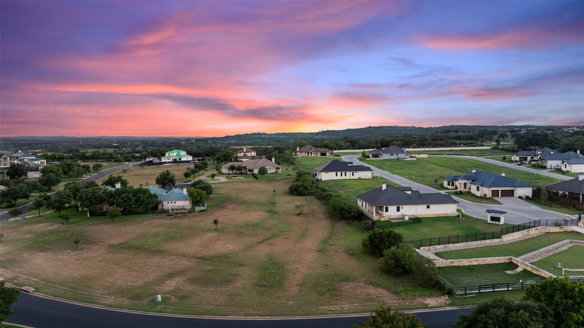 26605 Woodpecker TRL