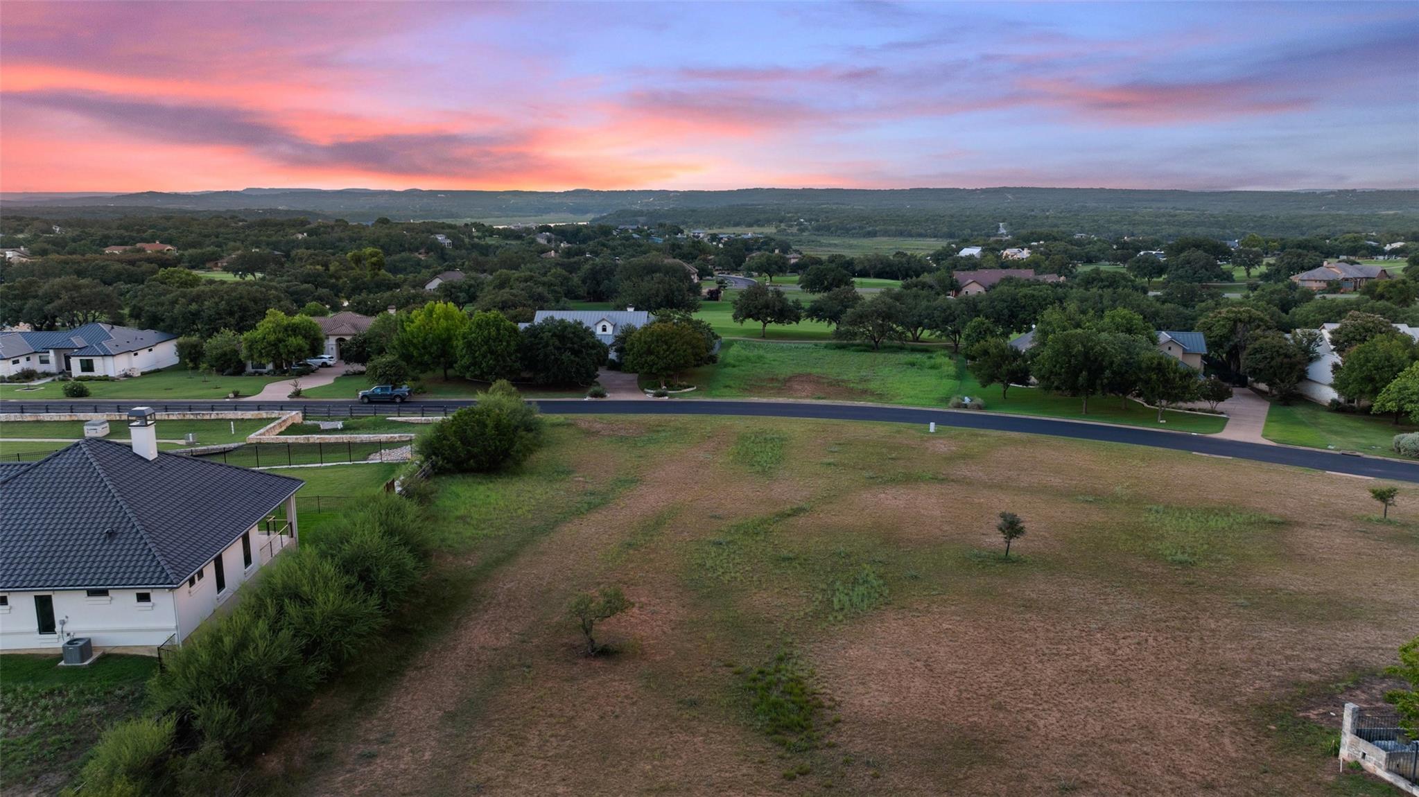 26605 Woodpecker TRL