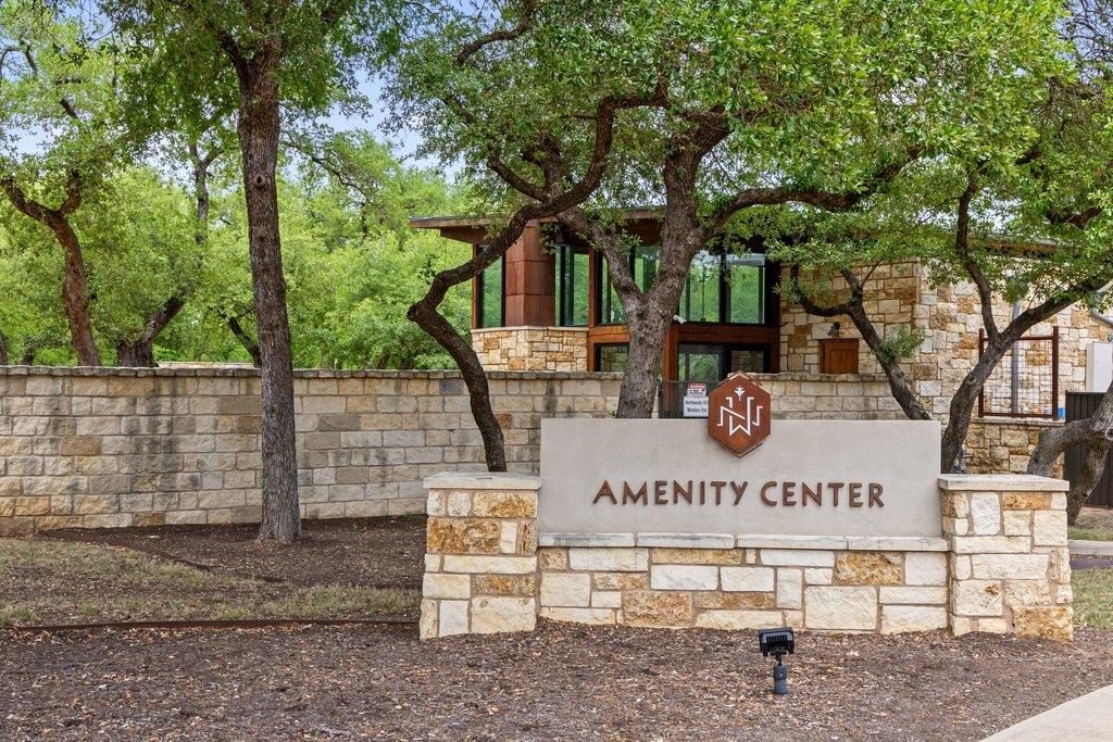 10903 Rock Island DR