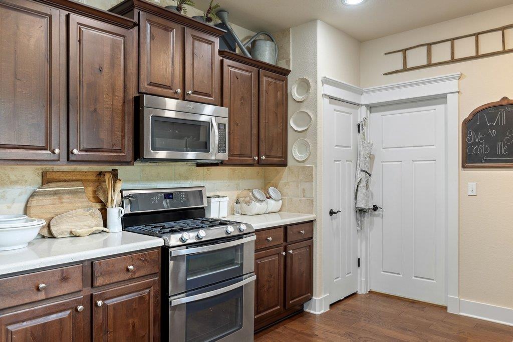 10903 Rock Island DR